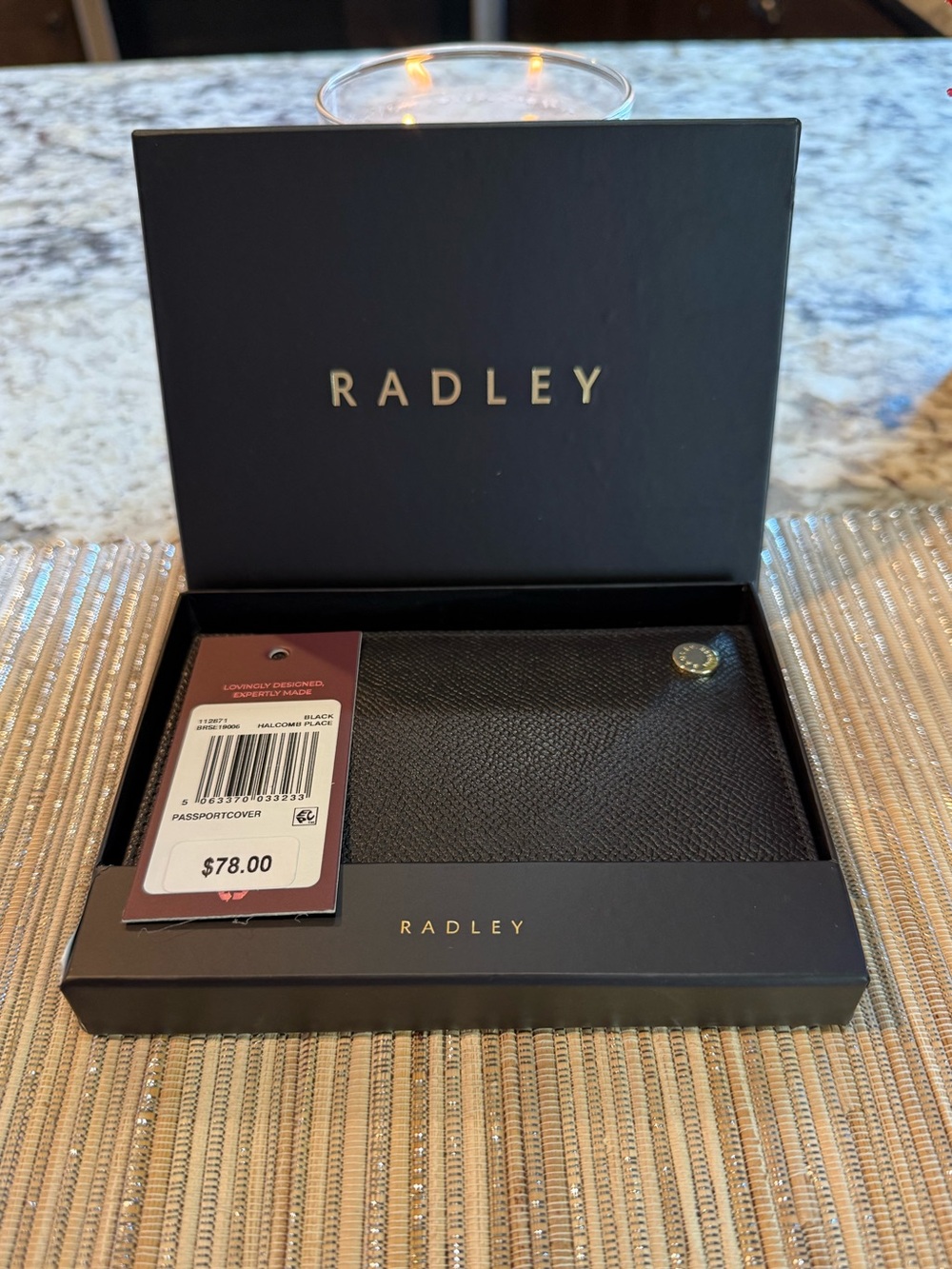 NEW RADLEY LONDON Halcomb Place Leather Passport Cover In Black